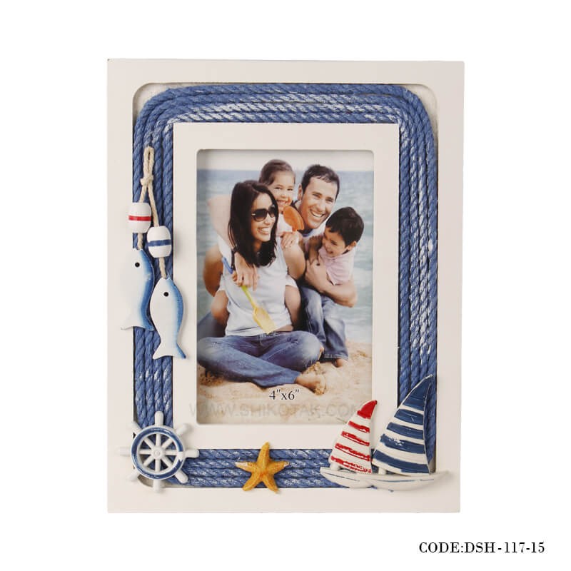 قاب عکس چوبی مستطیلی طرح ملوان