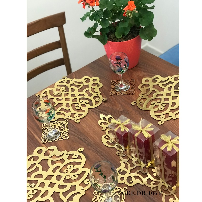 ست زیر بشقابی و رانر شش نفره طلایی مدل 106