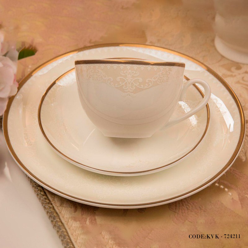 سرویس چینی 18نفره 142پارچه مدل کاج