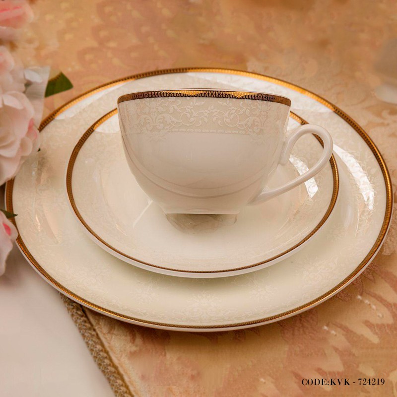 سرویس غذاخوری 18نفره 142پارچه مدل توسکا