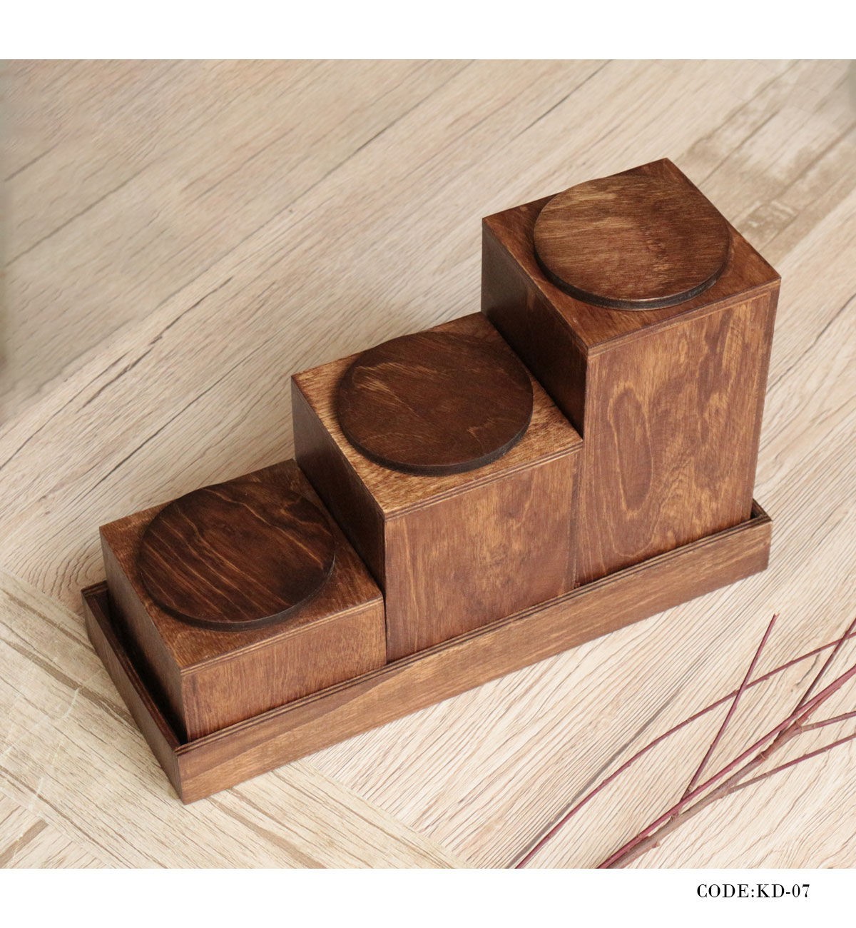 بانکه حبوبات سه عددی چوبی مدل نرگس