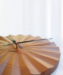 ساعت دیواری چوبی فولدکس مدل دلفی