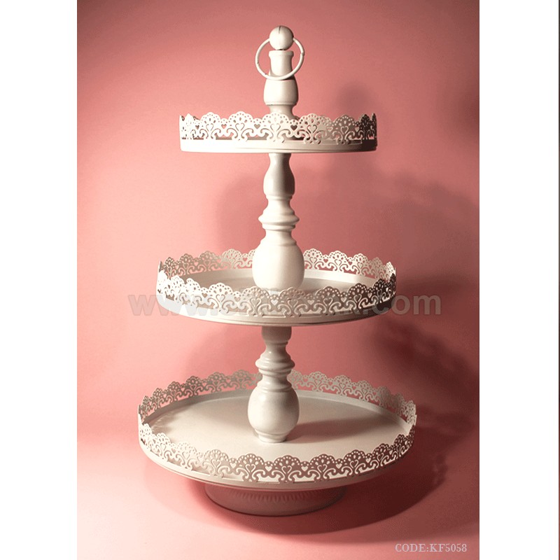 کیک خوری سه طبقه مدل ایکیا