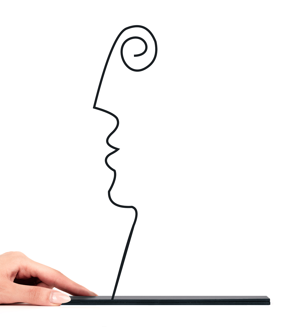 مجسمه فلزی مینیمال مدل یاسمن کد 7189