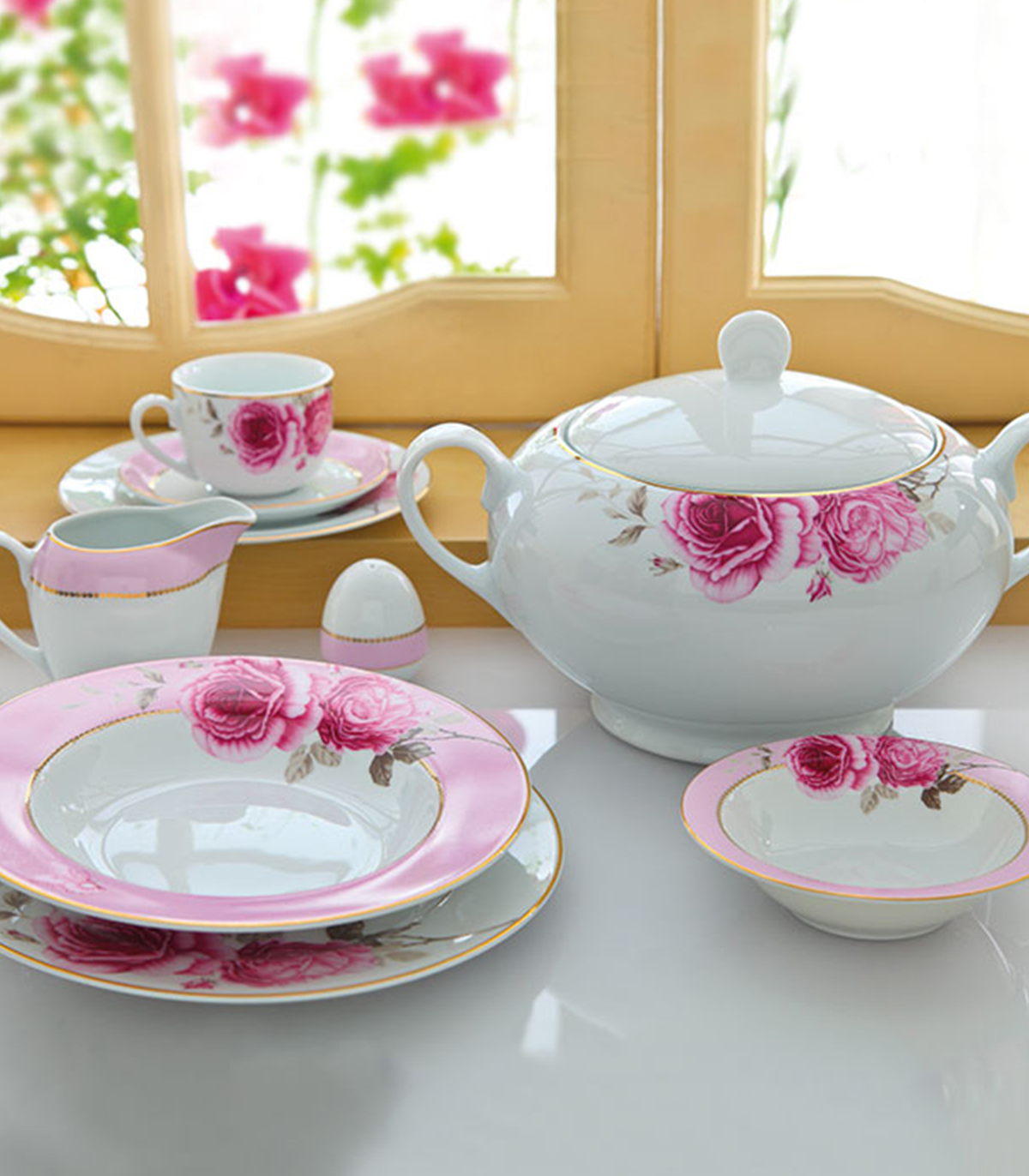 سرویس غذا خوری زرین 12 نفره رز فلاور سری ایتالیا اف