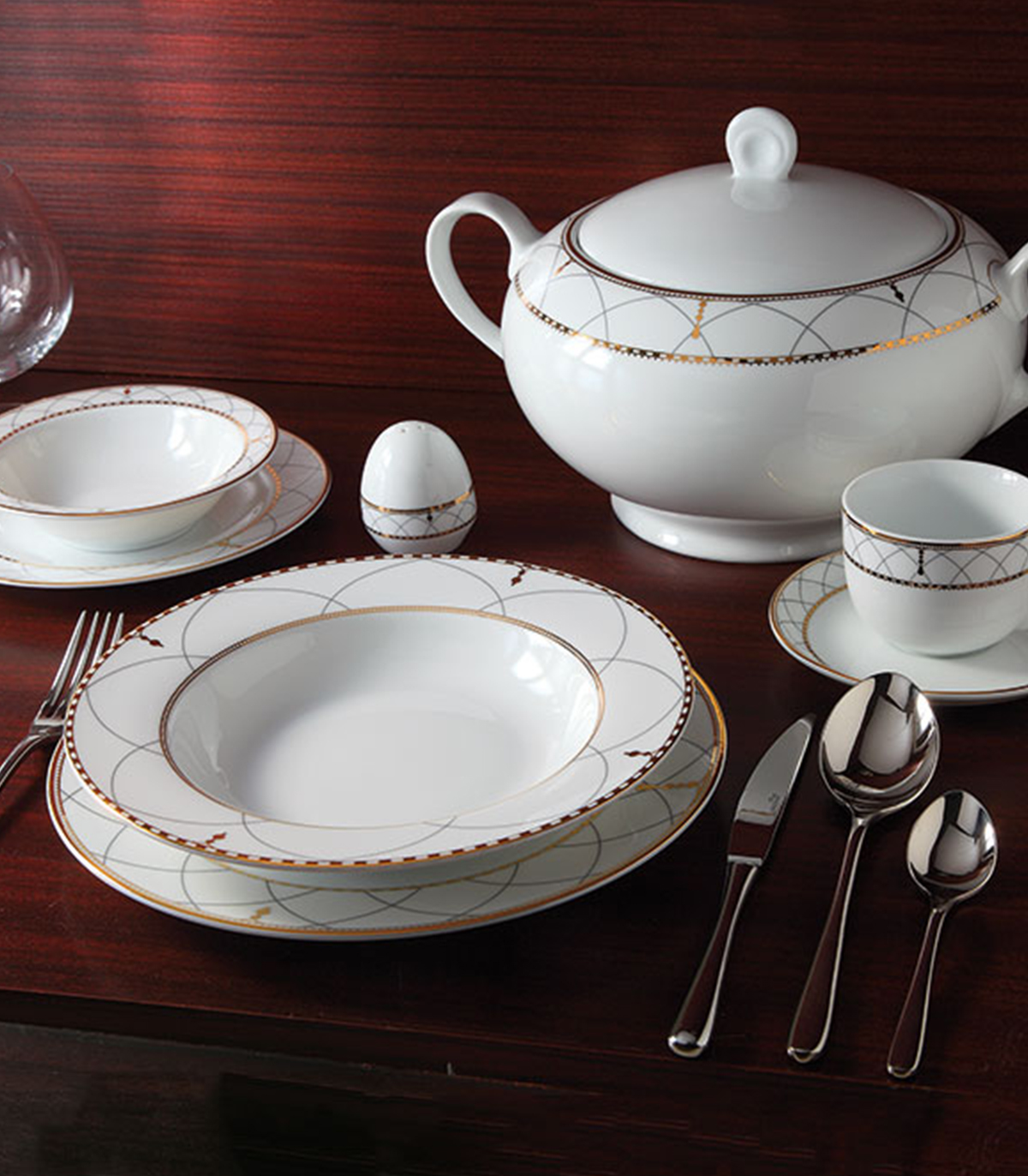 سرویس چینی زرین 12 نفره روما سری ایتالیا اف