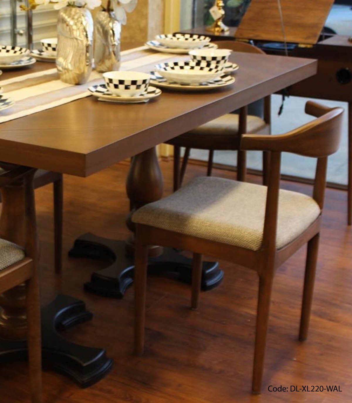 صندلی چوبی نیلوفر مدل 252