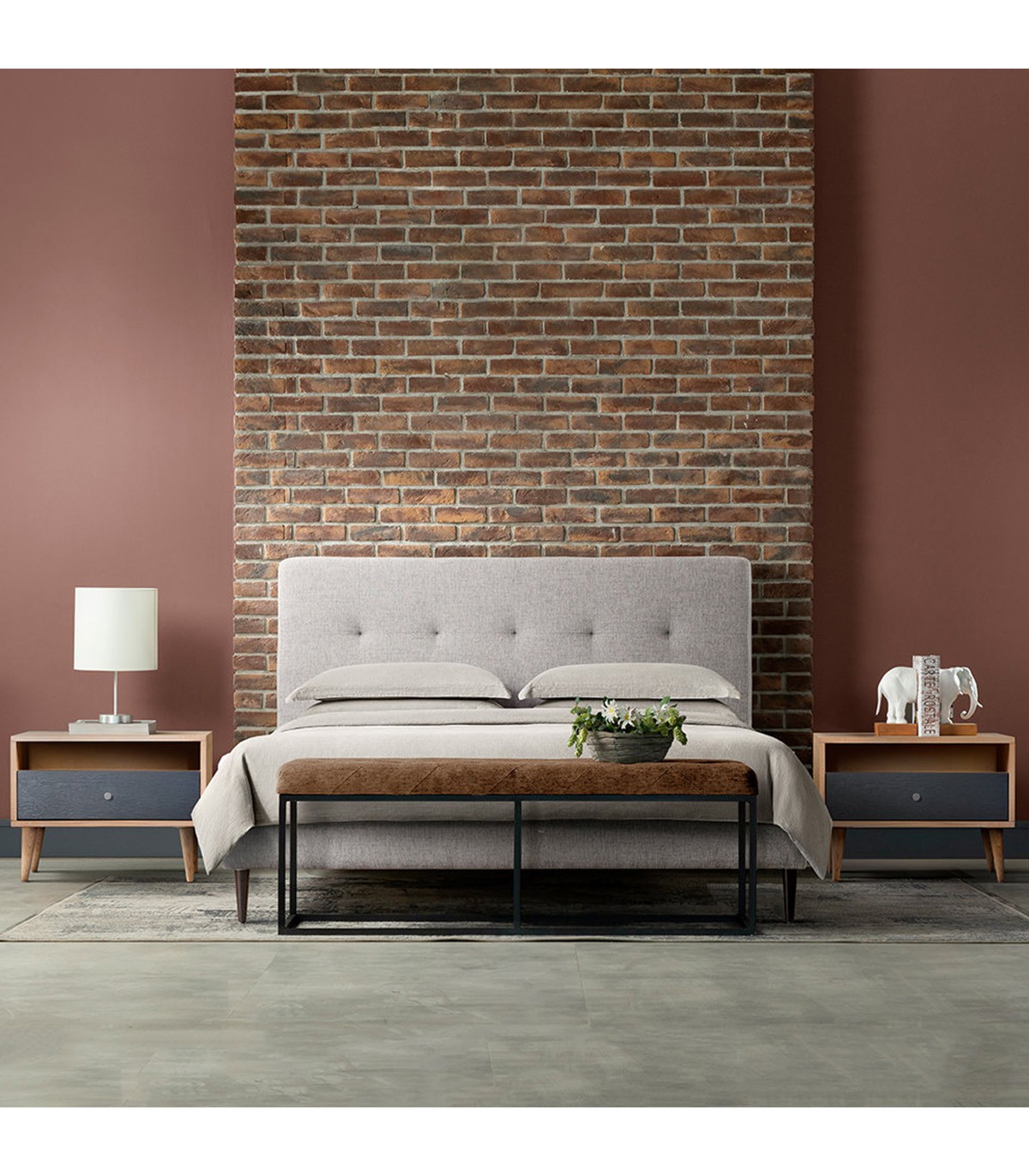 تخت خواب چوبی مدل KIA