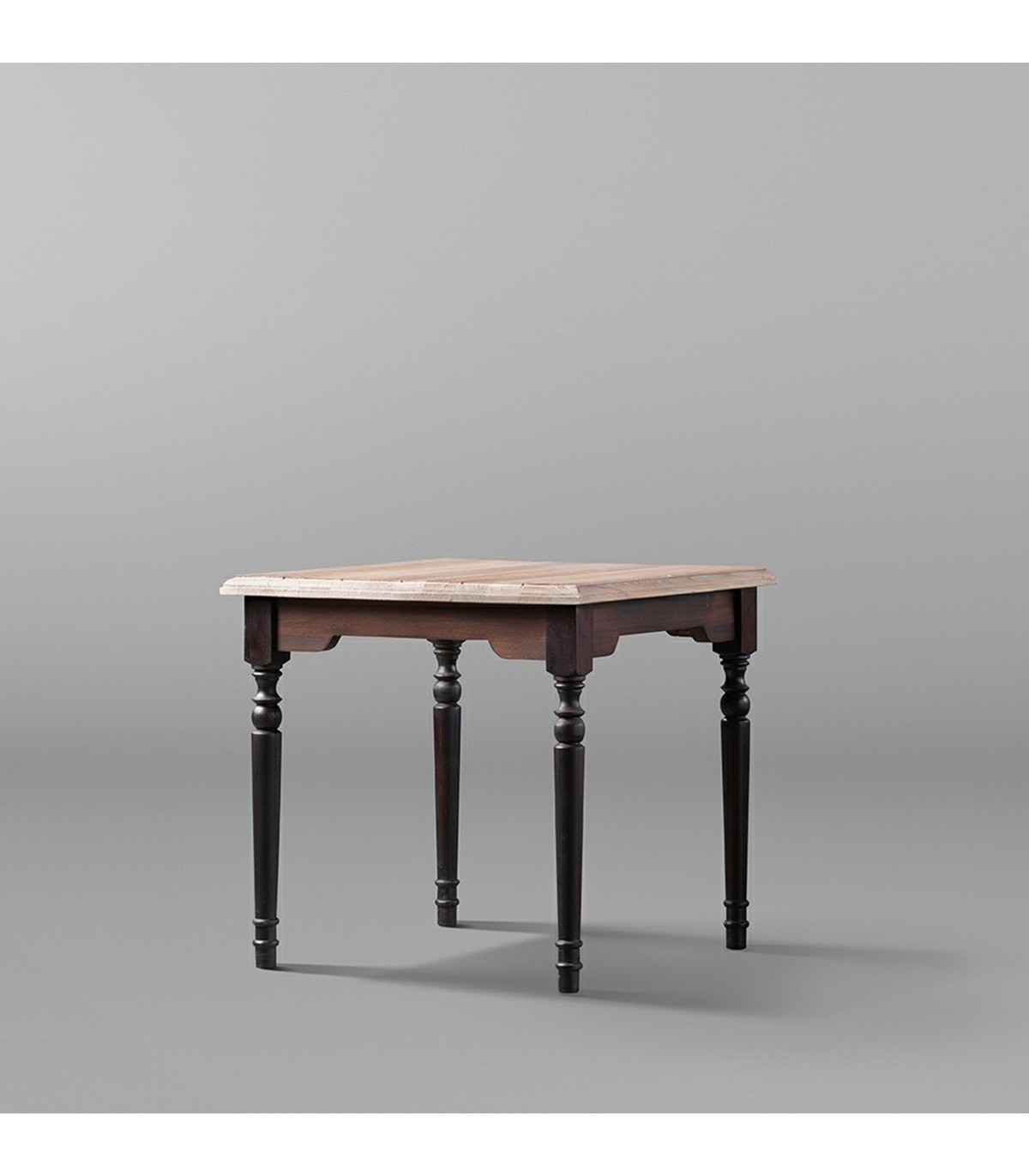 میز عسلی مربعی مدل LARISA