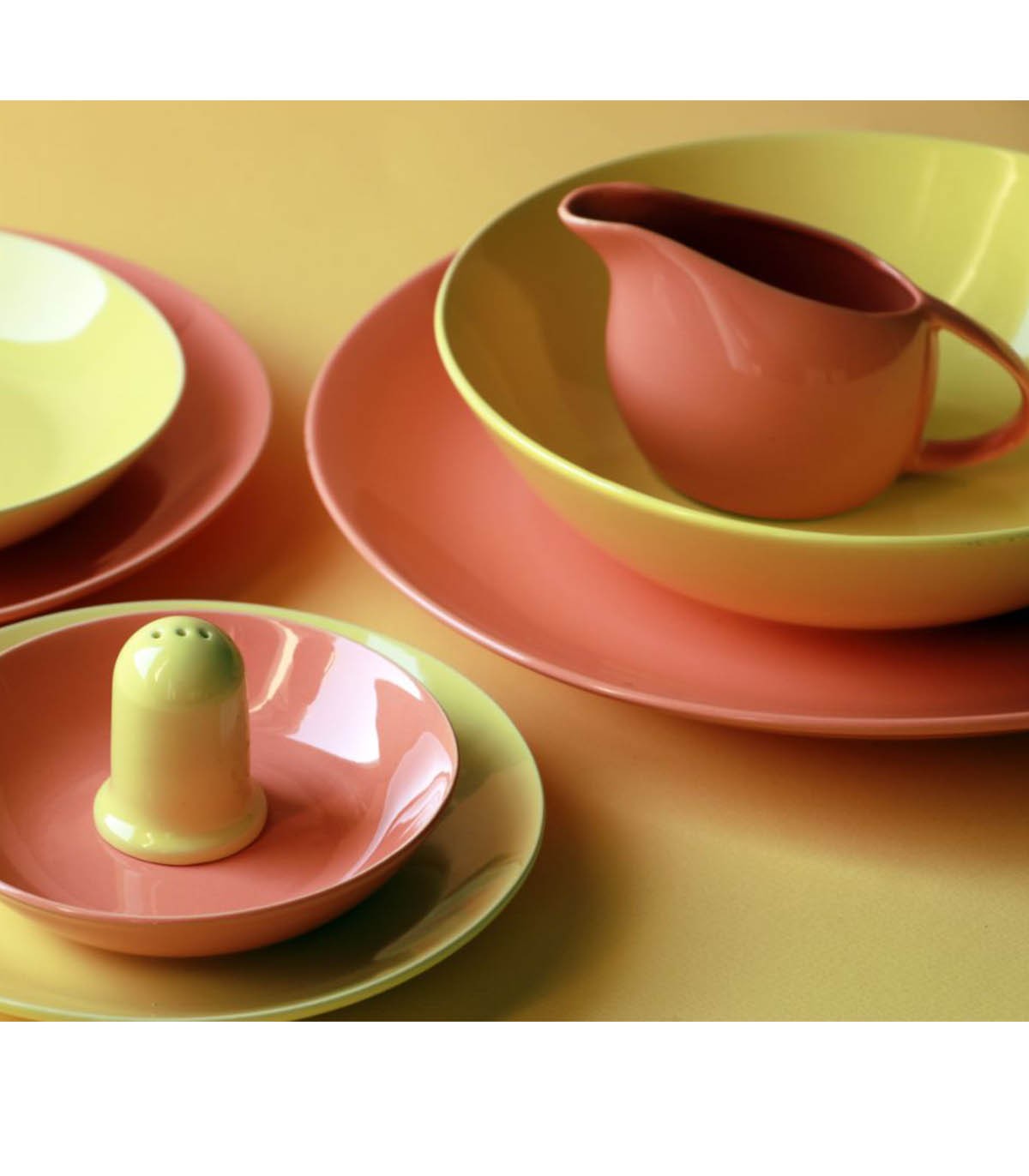 سرویس چینی 28 پارجه شش نفره مدل جهان آوا