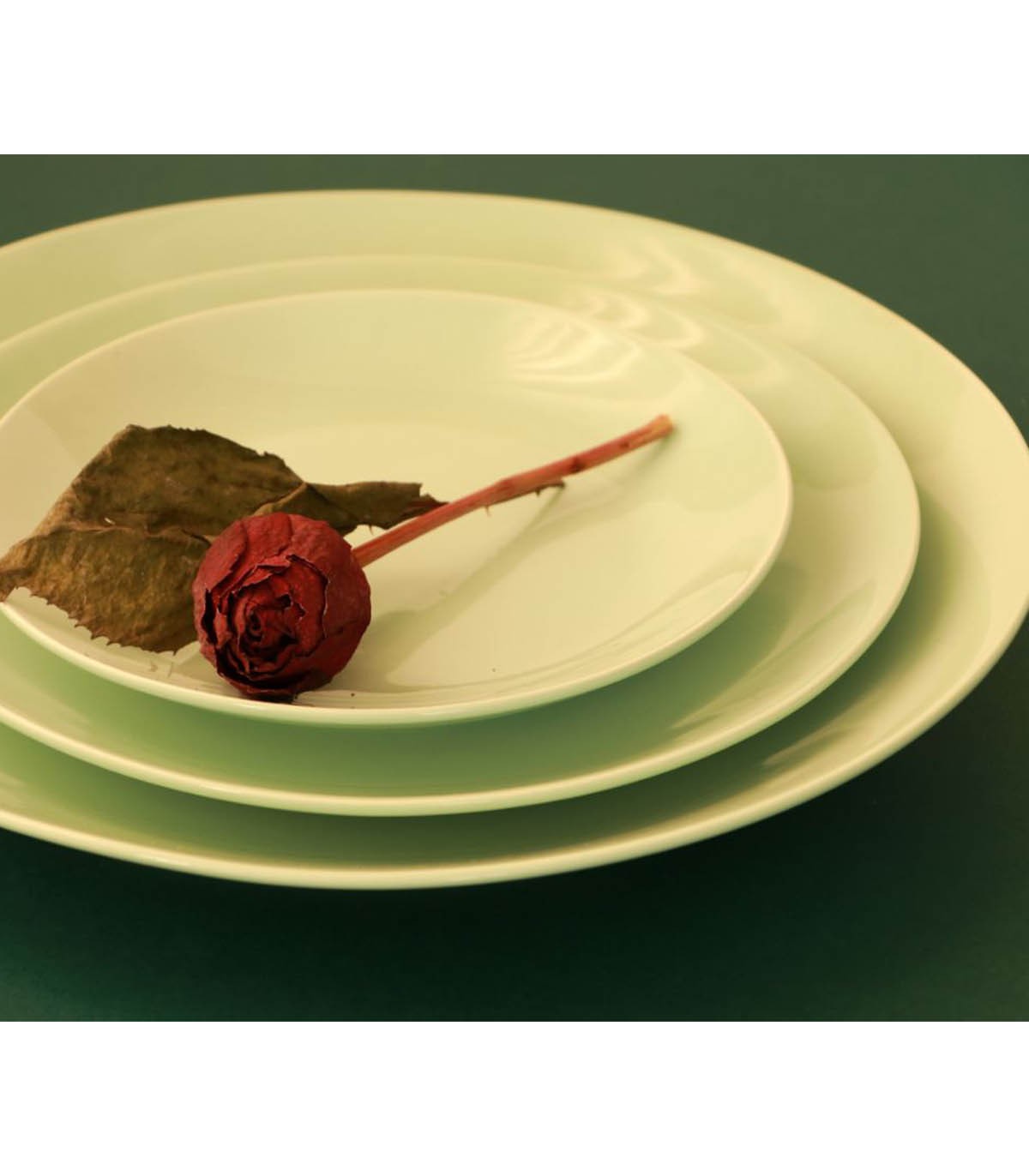 سرویس چینی شش نفره 30 پارچه مدل درفام