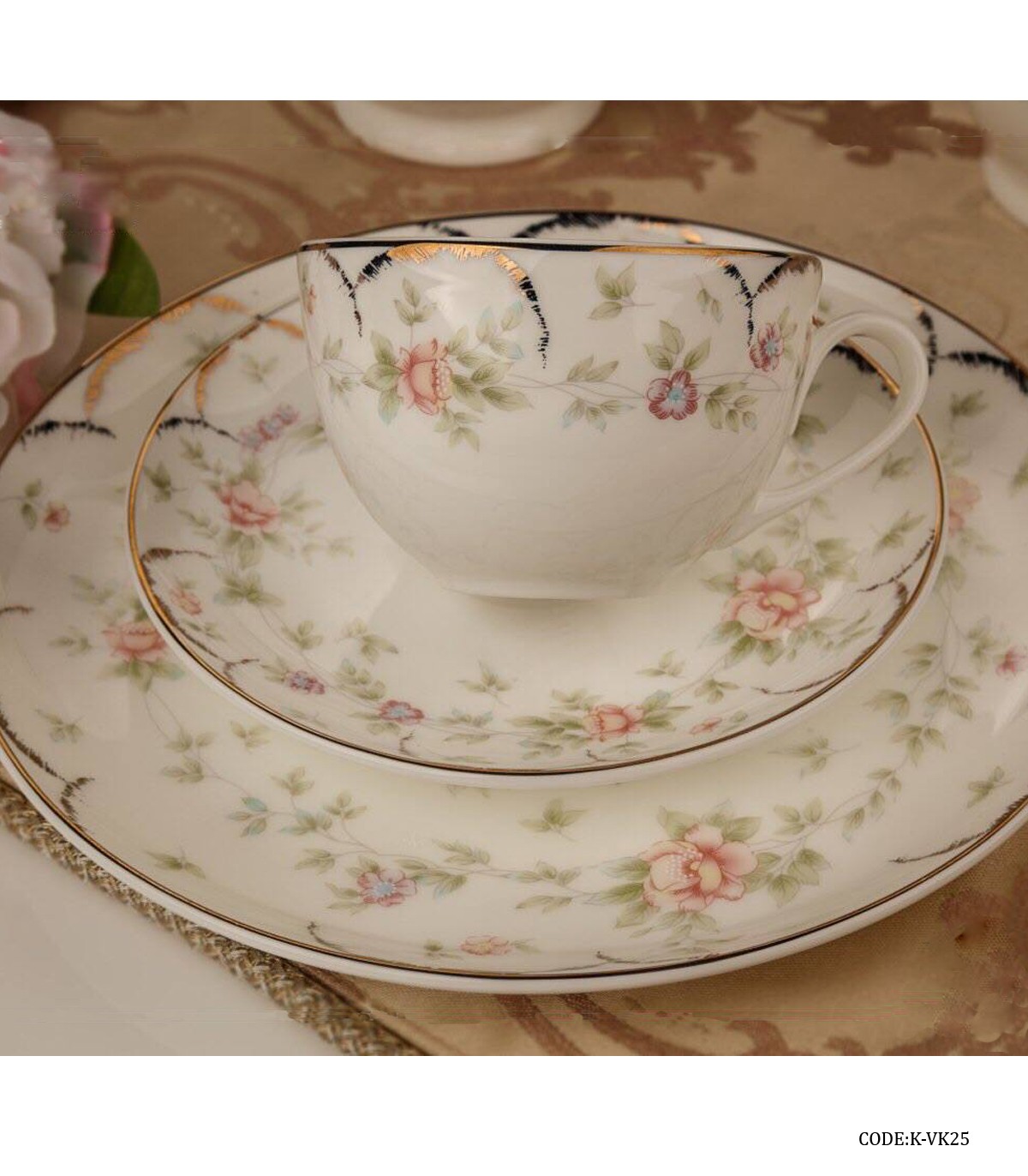 سرویس غذاخوری چینی 18 نفره مدل زردبید