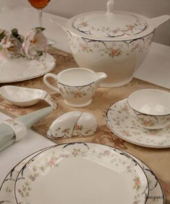 سرویس غذاخوری چینی 18 نفره مدل زردبید