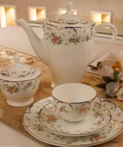 سرویس غذاخوری چینی 18 نفره مدل زردبید