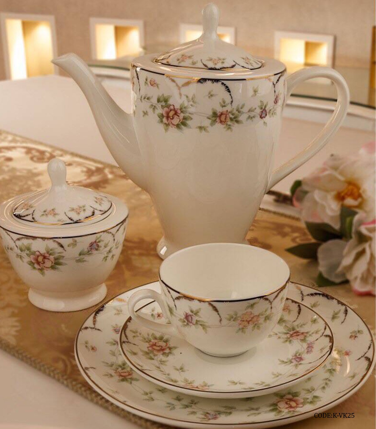 سرویس غذاخوری چینی 18 نفره مدل زردبید