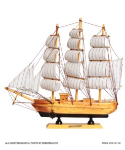 ماکت کشتی چوبی گردویی