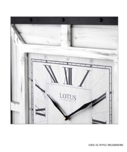 ساعت دیواری مربعی طرح پتینه مدل MILLERSBURG