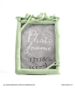 قاب عکس فانتزی عمودی طرح کبوتر سبز