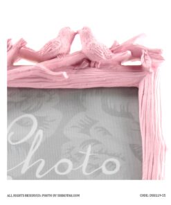 قاب عکس فانتزی عمودی طرح کبوتر صورتی