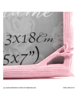 قاب عکس فانتزی عمودی طرح کبوتر صورتی