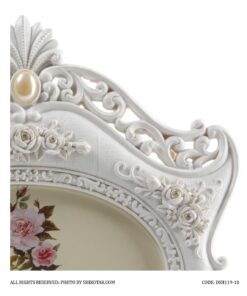 قاب عکس سفید افقی مونیکا