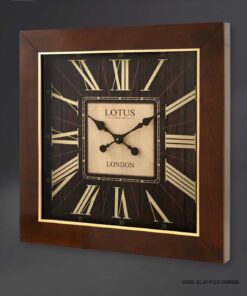 ساعت دیواری مربعی مدل SUMNER کد 9923