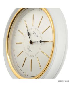 ساعت دیواری سفید چوبی گرد لوتوس مدل HERSBRUCK