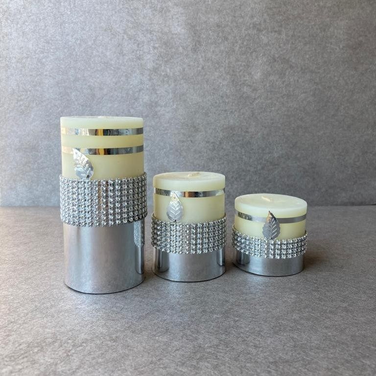 شمع آیینه ای نقره ای مدل گلبرگ مجموعه سه عددی