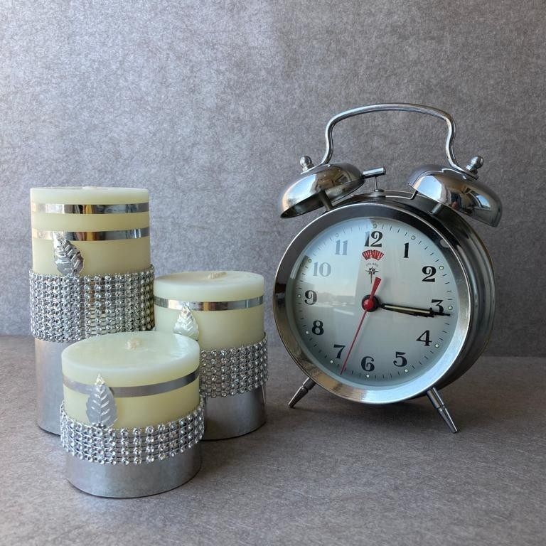 شمع آیینه ای نقره ای مدل گلبرگ مجموعه سه عددی