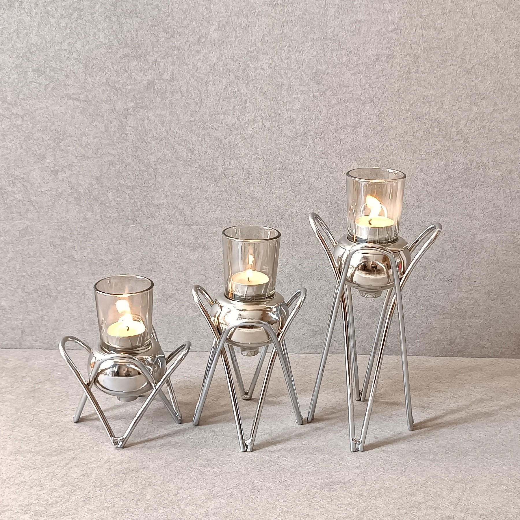 جاشمعی فلزی نقره ای سه شعله گژک طرح لاله