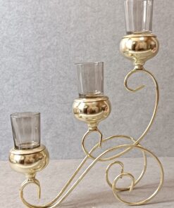 جا شمعی فلزی طلایی سه شعله گژک مدل کالسکه