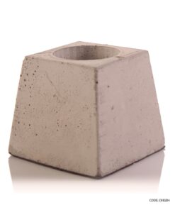 گلدان بتونی طرح هرم