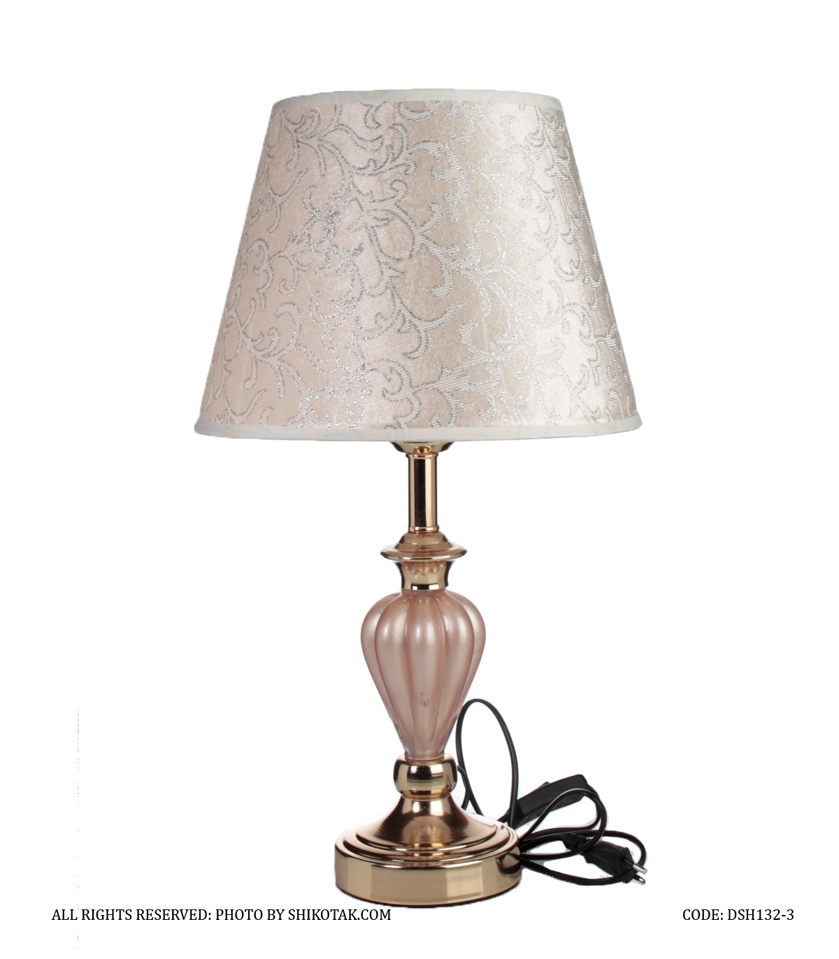 چراغ رومیزی پایه فلزی و شیشه ای مدل آنیسا