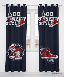 پرده پانچی دو تکه اتاق کودک پسرانه طرح کتونی مدل Street Style