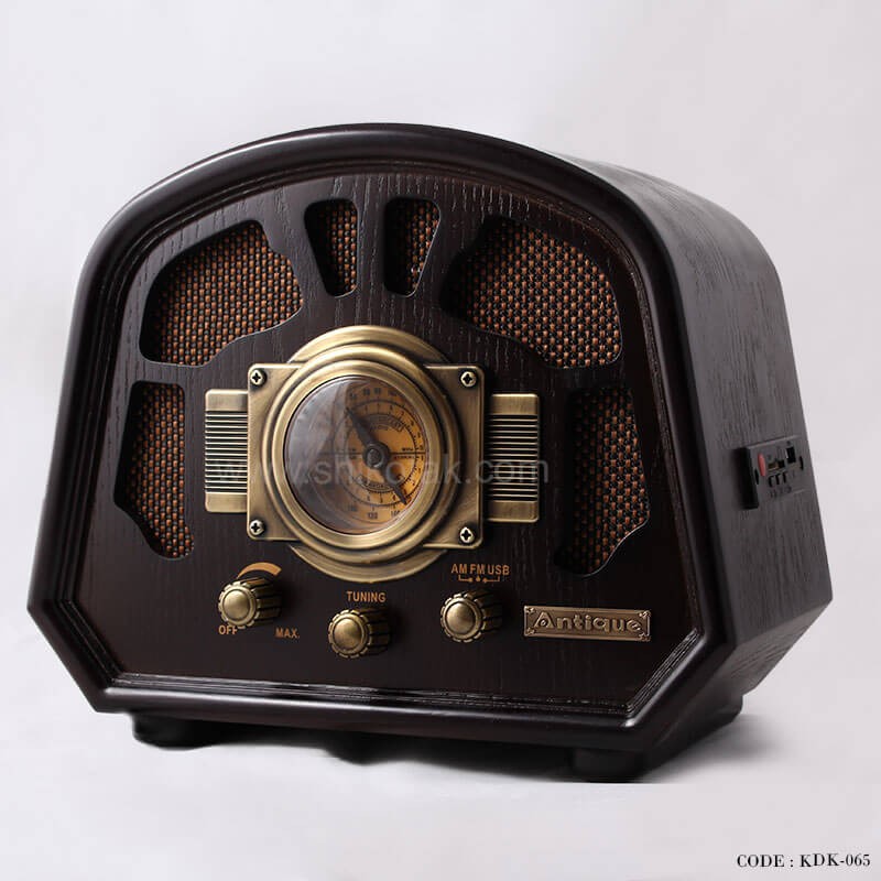 رادیو طرح قدیمی مدل مارتیا
