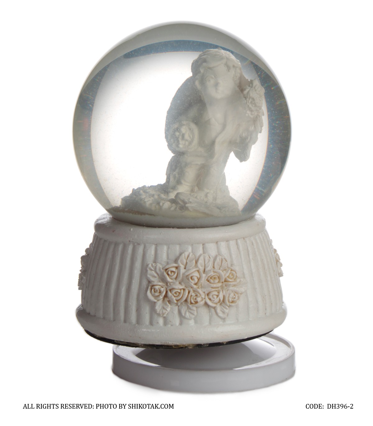 گوی موزیکال برفی طرح فرشته نوازنده کوچک