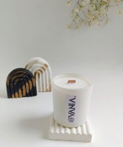 شمع شات سفید معطر مدل spring