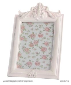 قاب عکس پلی رزین تاج دار سفید صورتی شاینی