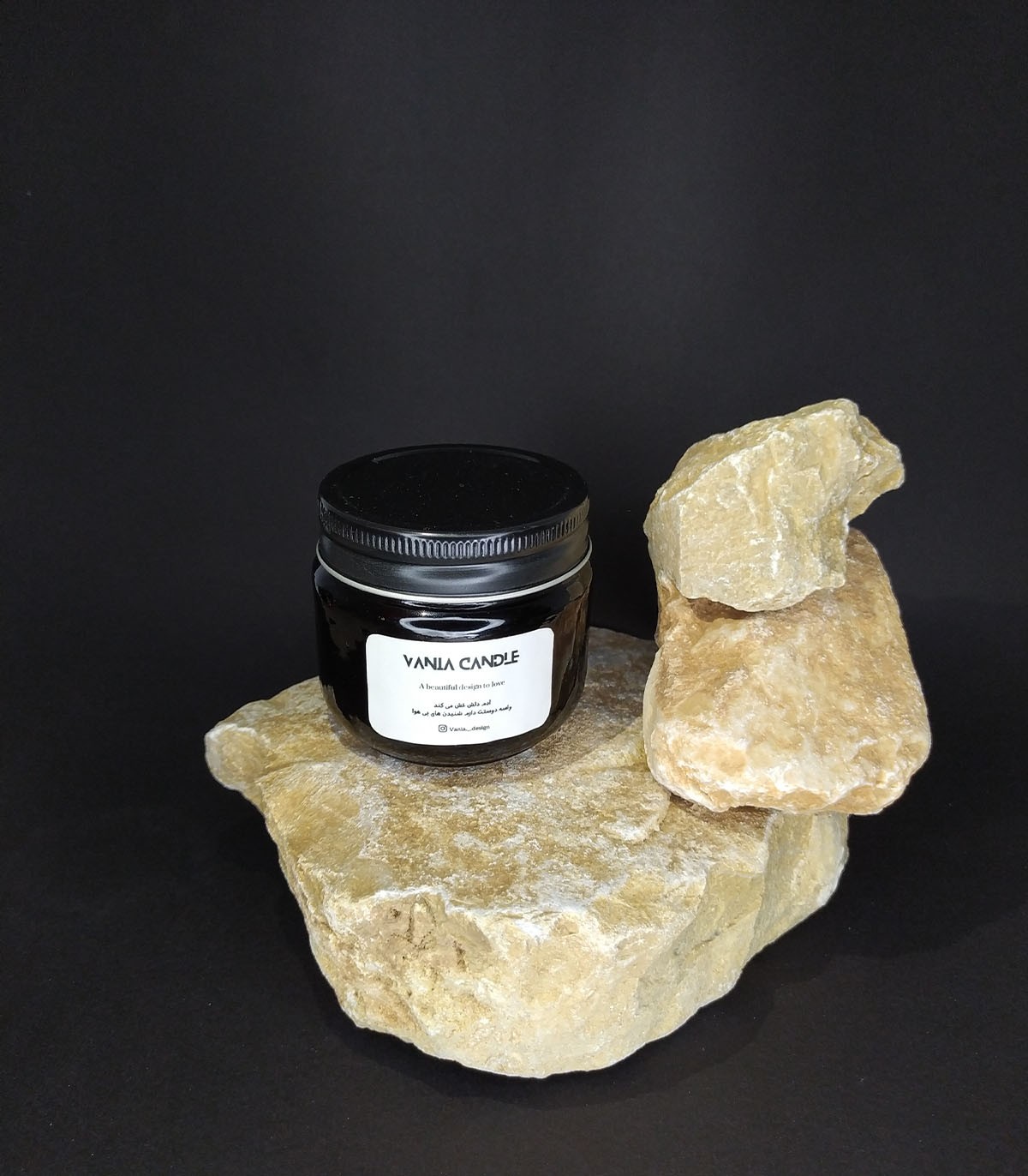 شمع جار قهوه ای وانیا مدل Hi