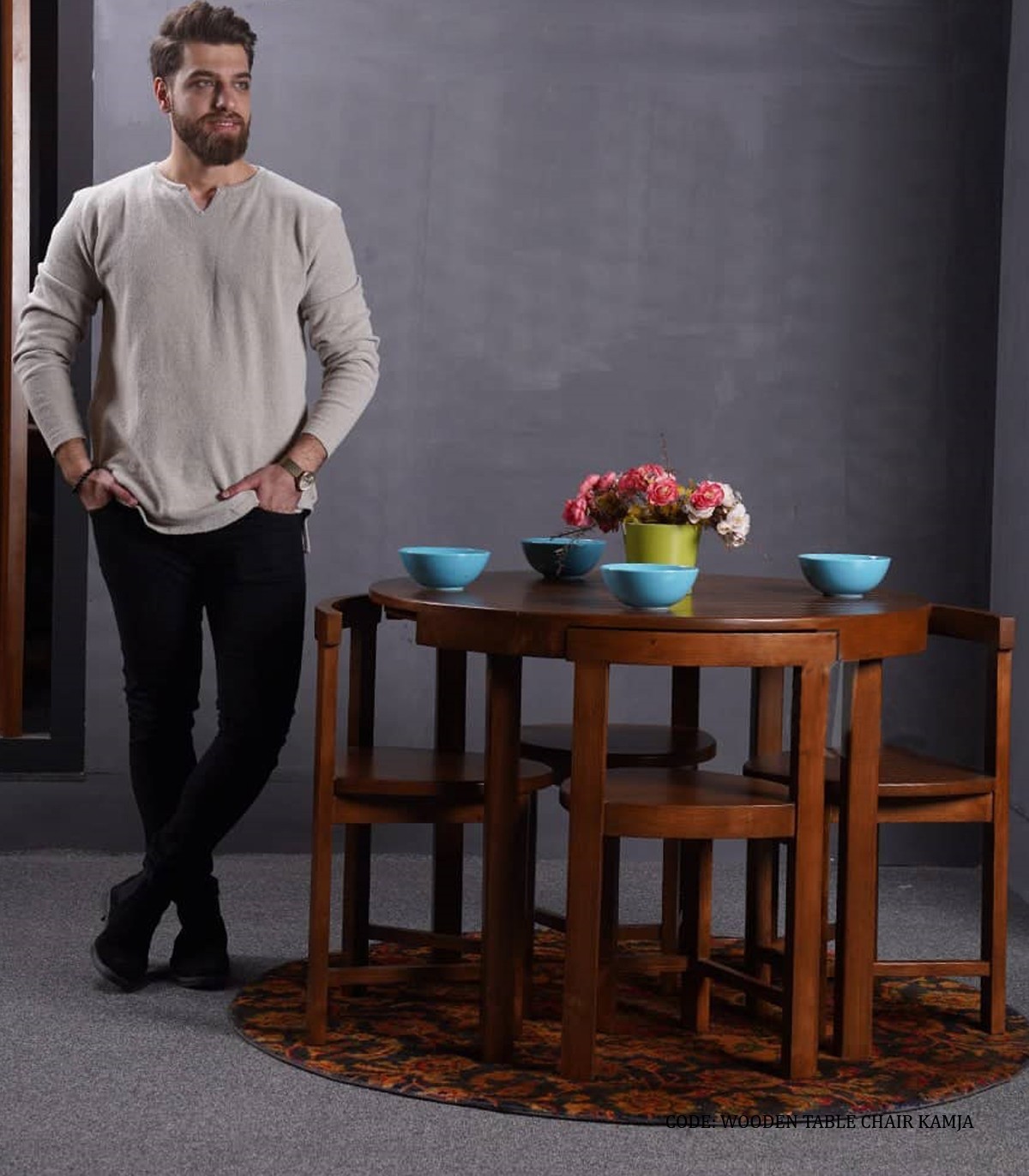 میز ناهارخوری چوبی چهارنفره کم جا مدل سورنا