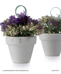 گلدان گل مینیاتوری ترکیب گل رز و عروس