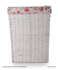 سبد لباس حصیری سفید با کاور پارچه ای گلگلی