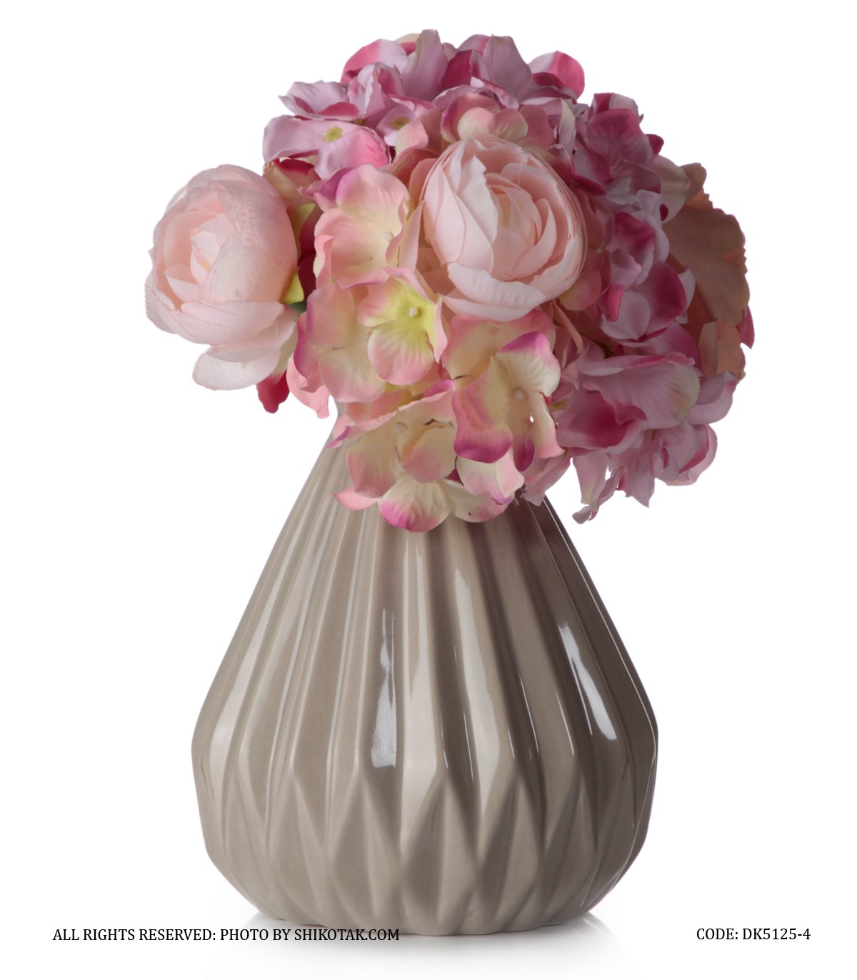 گلدان سرامیکی بژ