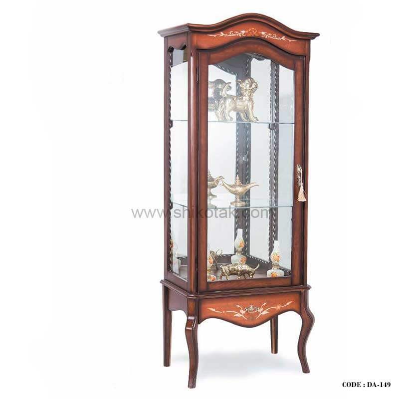 ویترین سه طبقه تک درب پایه دار سری149