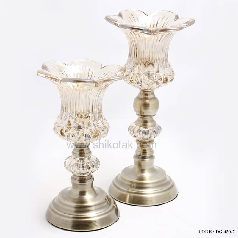 شمعدان برنزی مدل لاله باز