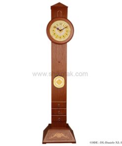 ساعت کنارسالنی قهوه ای مدل دانیل